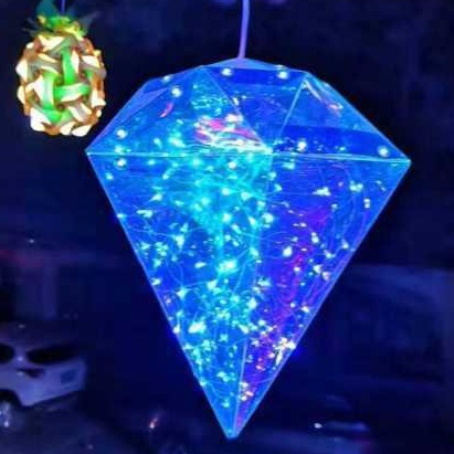 三角形彩纸吊灯